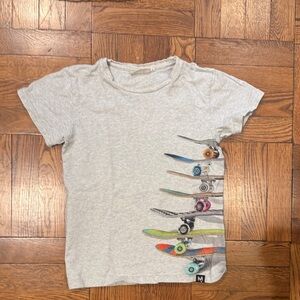 Molo Light Gray Tee with Vibrant Skateboard Graphics
